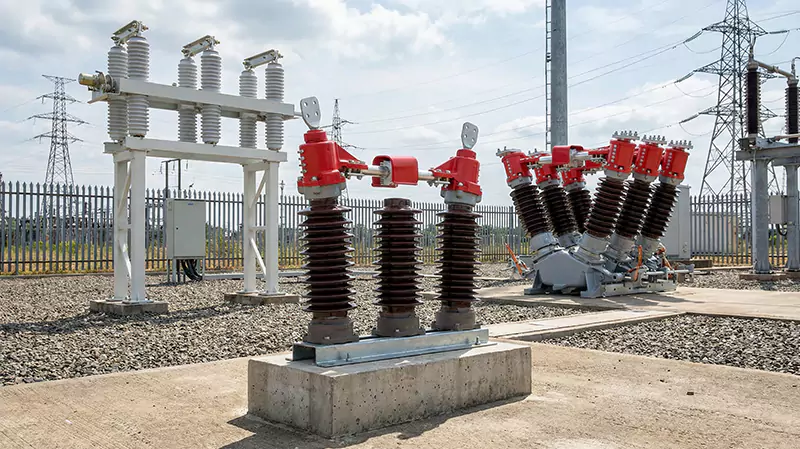 O le ese'esega i le va o va'a ta'avale ma ki 'ese'ese